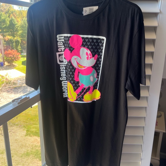 Walt Disney World Mickey Tee Shirt - Picture 2 of 3